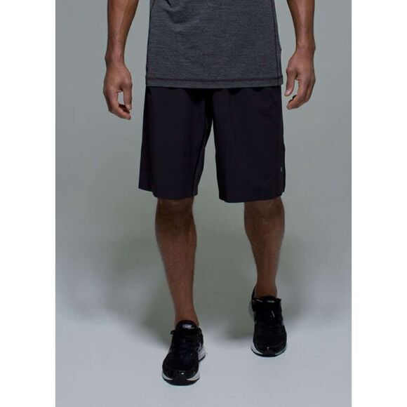 Lululemon Assert Short Black Stretch Size Large Workout gym Athletic - Picture 1 of 5